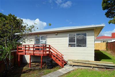2/47 Archibald Road, Kelston