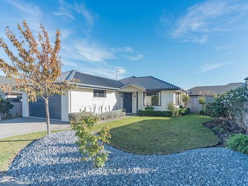 11 Covent Drive, Stoke