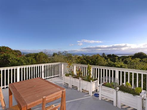 92 Tosswill Road, Tahunanui