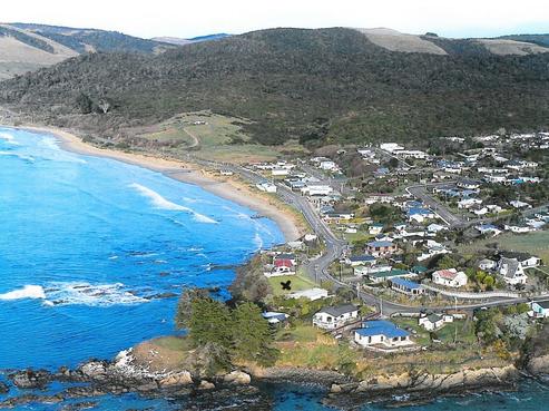 17 Esplanade, Kaka Point