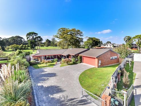 7 Gairloch Place, Wattle Downs