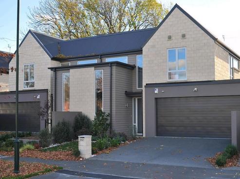 11B Pavilion Crescent, Middleton