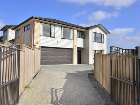 101 Medallion Drive, Oteha