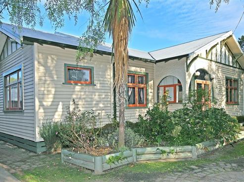 206 Townshend Street, Saint Leonards