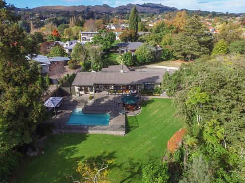 15 Greenwood Road, Havelock North