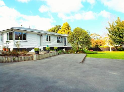 23 Pandora Avenue, Sunnybrook