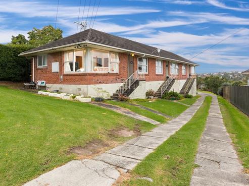 61 Ocean View Road, Hillcrest