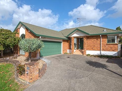 15 Thirlmere Rise, Northpark