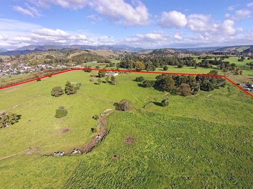 42 Pigeon Valley Road, Wakefield