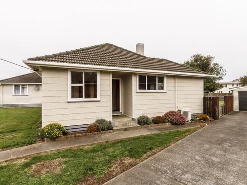25 Holland Crescent, Bulls