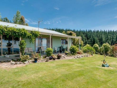 4201 Taihape Road, Waiwhare