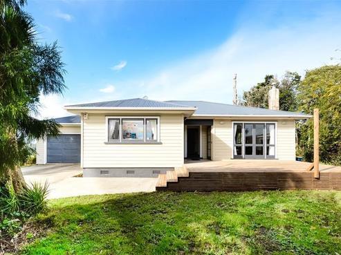 21 Amreins Road, Waitakere