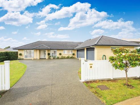 8 Barsana Place, Pukekohe