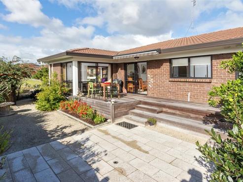 2/34 Prince Regent Drive, Half Moon Bay