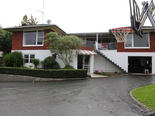 32 Byron Street, Leamington