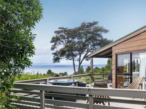 23 Hauraki Terrace, Pukawa
