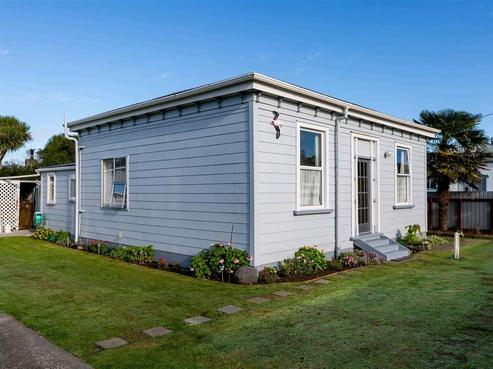 6 Frances Street, Foxton