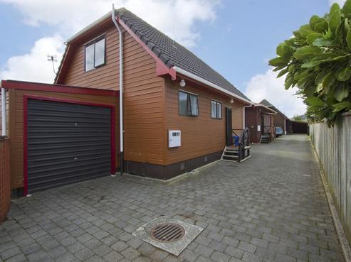 31B Malone Road, Waterloo
