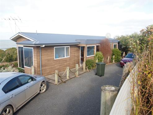 26 Esplanade, Kaka Point