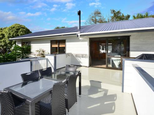 37 Cedar Terrace, Stanmore Bay