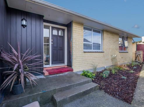 77 Pasadena Crescent, Totara Park