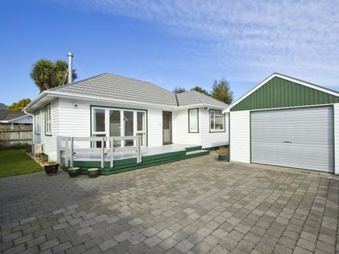 938A High Street, Avalon