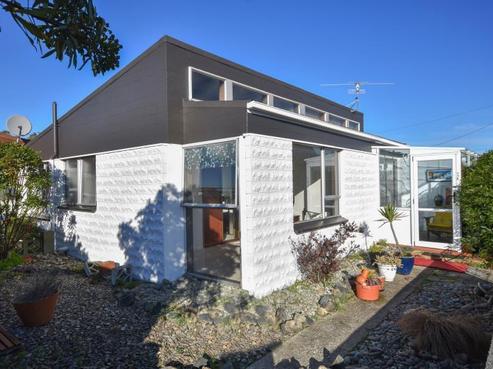 17A Melbourne Street, South Dunedin
