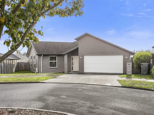 10 Vosper Close, Leamington