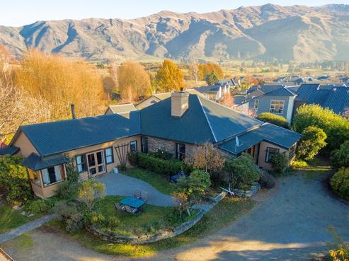 85 Stone Street, Wanaka
