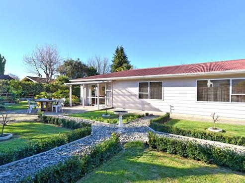 14 Mickell Road, Motueka