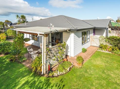 6 Sherwood Place, Springvale