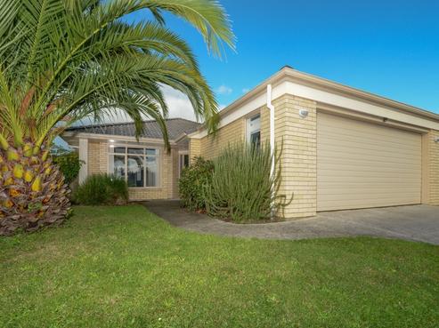 16 Nobleman Place, Hamilton East