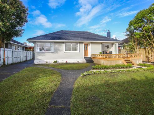 14 Durham Street, Te Atatu Peninsula