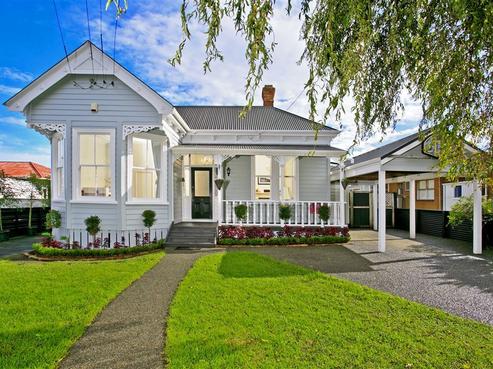 41 Eversleigh Road, Belmont