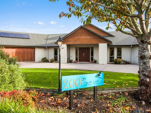 200 Lake View Drive, Karapiro