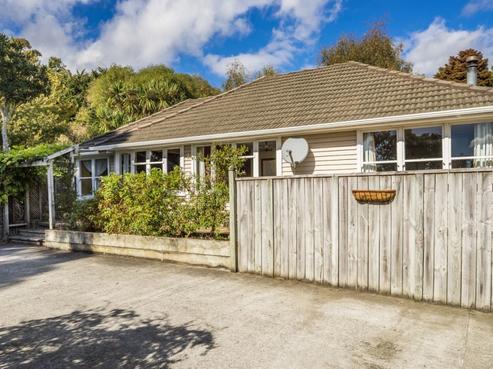 51 Paremata Haywards Road, Pauatahanui