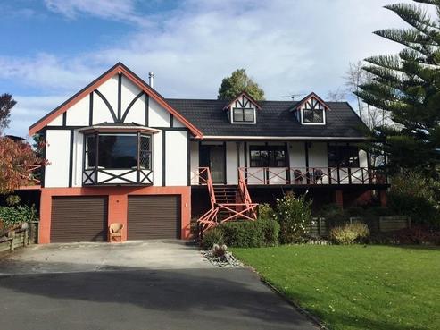 20 Park Avenue, Takaka