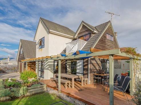 43B Tasman Road, Otaki Beach