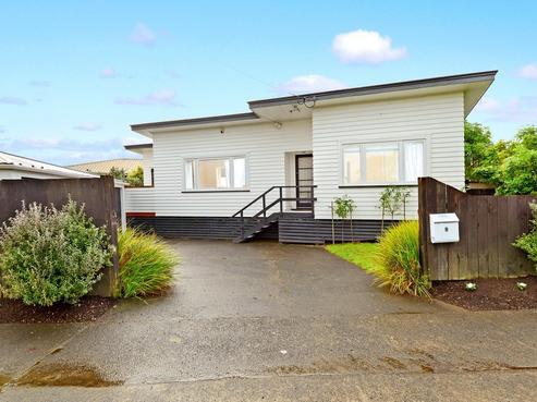 9 Robertson Road, Ranui