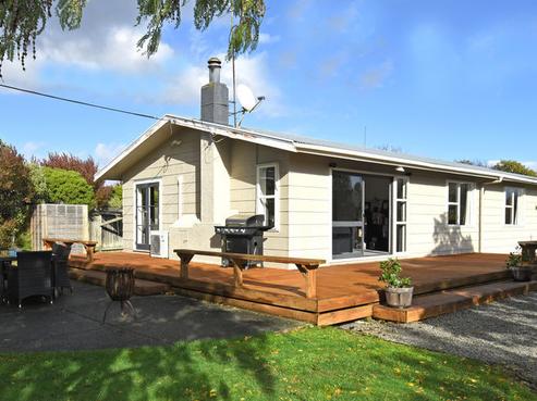 10 Malcolm Street, Martinborough