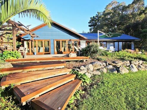 108 Kina Beach Road, Tasman