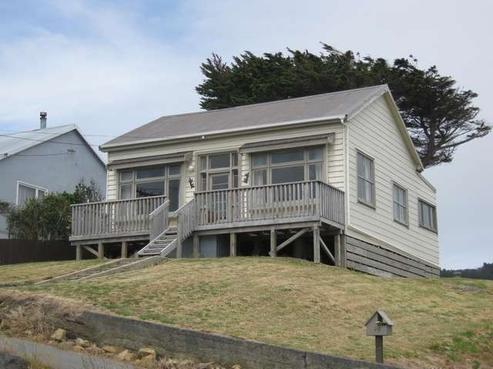 218 Foyle Street, Bluff