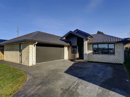 123 Te Manatu Drive, Huntington