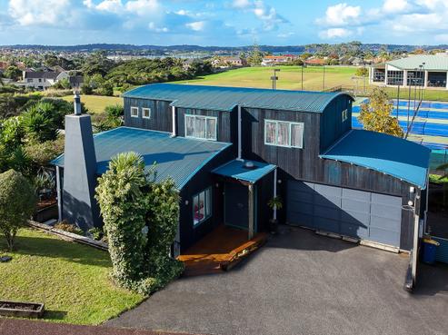15 Belvedere Court, West Harbour