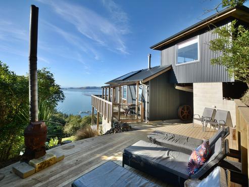 140 Blueskin Road, Careys Bay