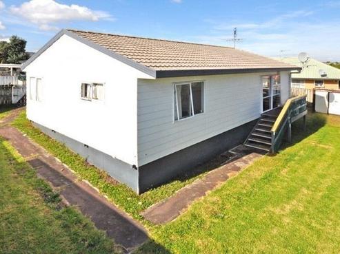 2/155A Finlayson Avenue, Clendon Park