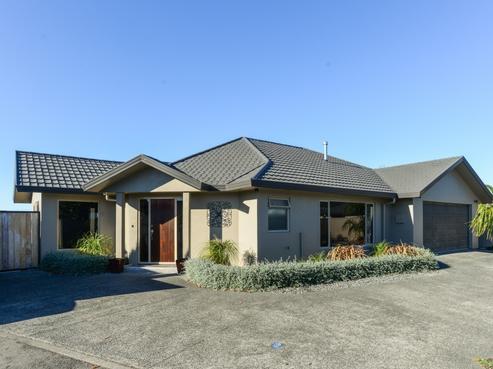 46 Merlot Drive, Greenmeadows