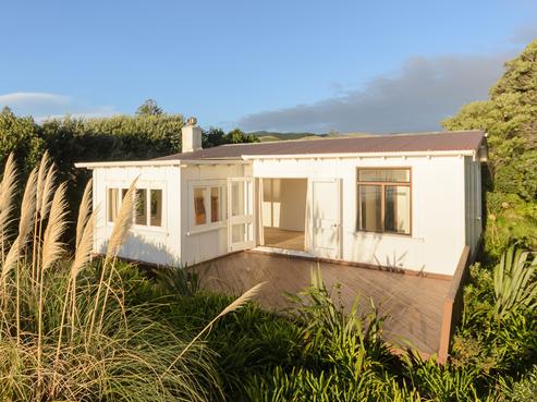55 The Esplanade, Raumati South