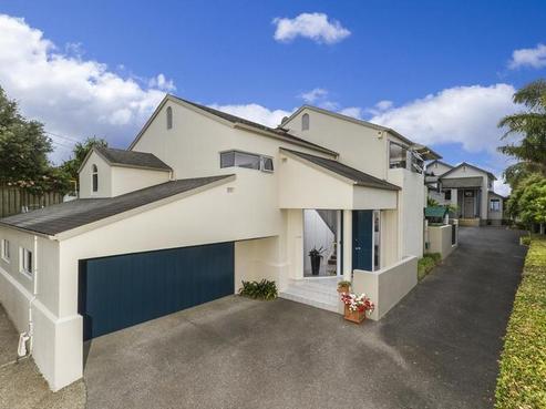 109A Churchill Road, Murrays Bay