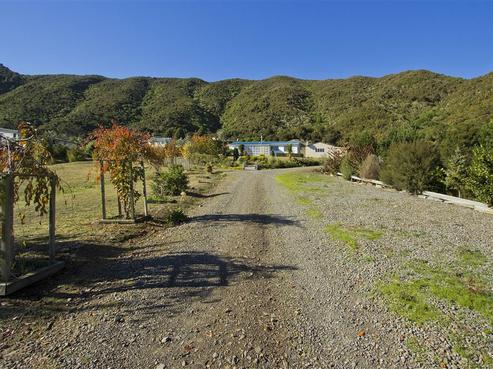46 Pencarrow Crescent, Wainuiomata